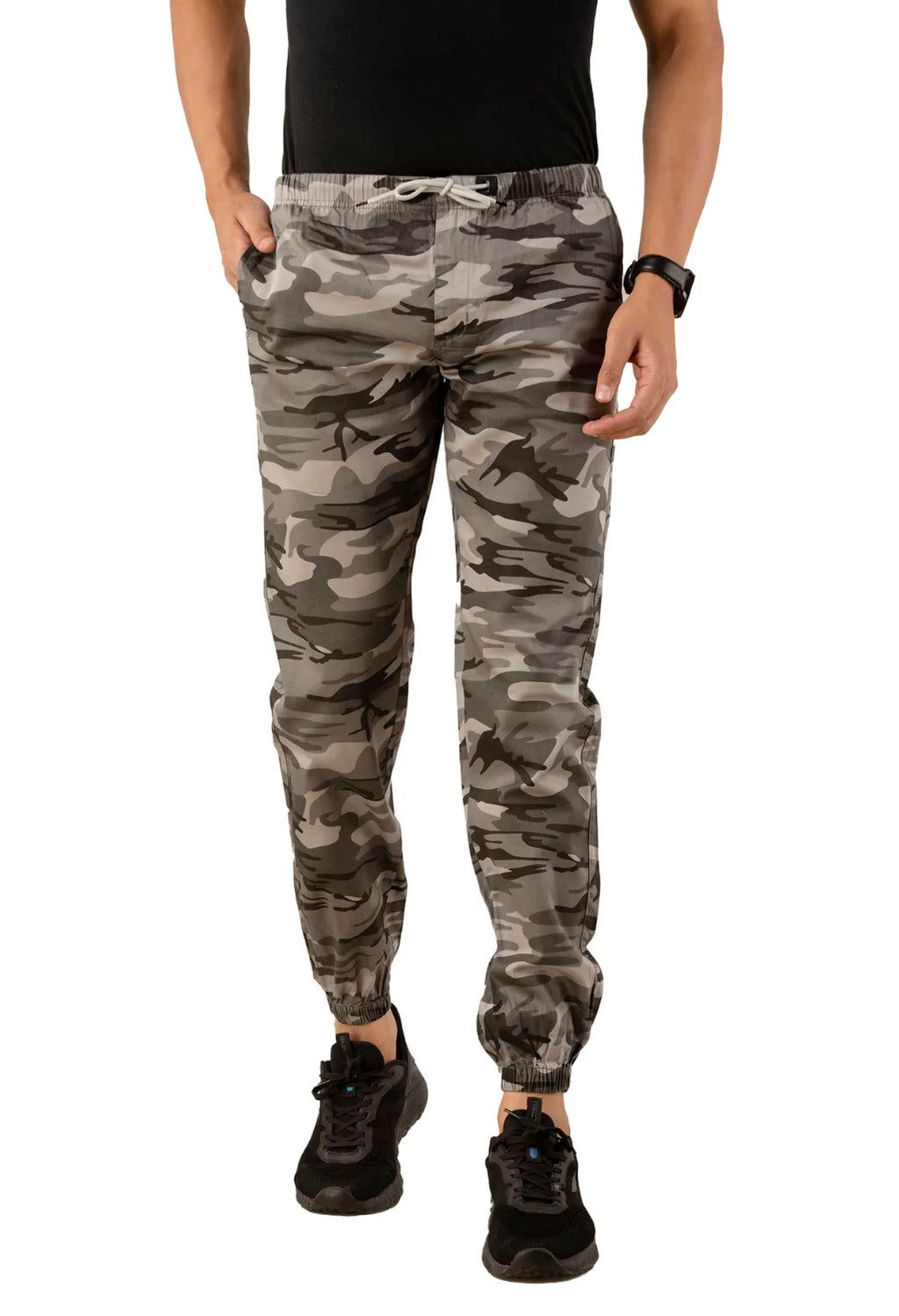 Sterio Pace Men Camouflage Printed Relaxed Straight Leg Joggers Trousers
