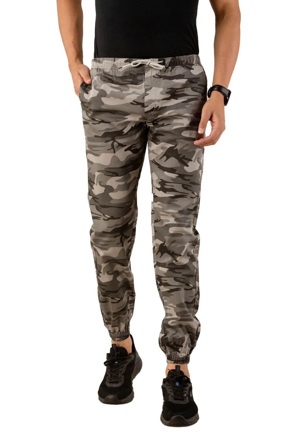 Sterio Pace Men Camouflage Printed Relaxed Straight Leg Joggers Trousers